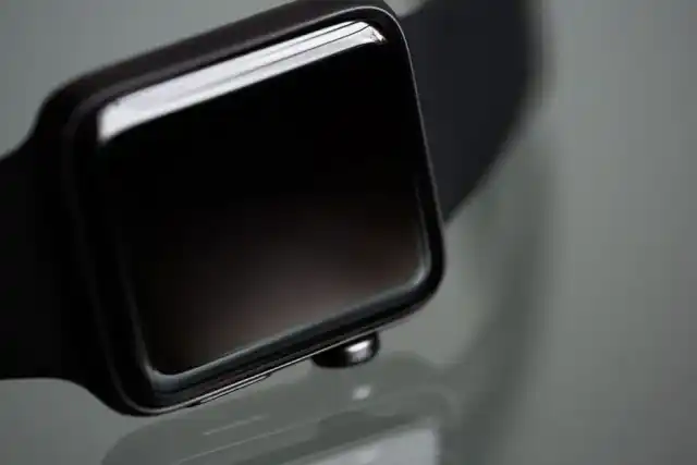 Anel vs. Pulseira Inteligente: Qual Sensor é Mais Preciso em 2026